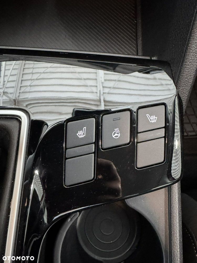 Kia Sportage 1.6 T-GDI M 2WD DCT - 29