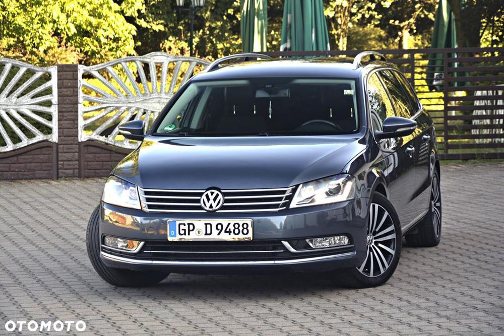Volkswagen Passat 2.0 TDI DPF Highline DSG - 1