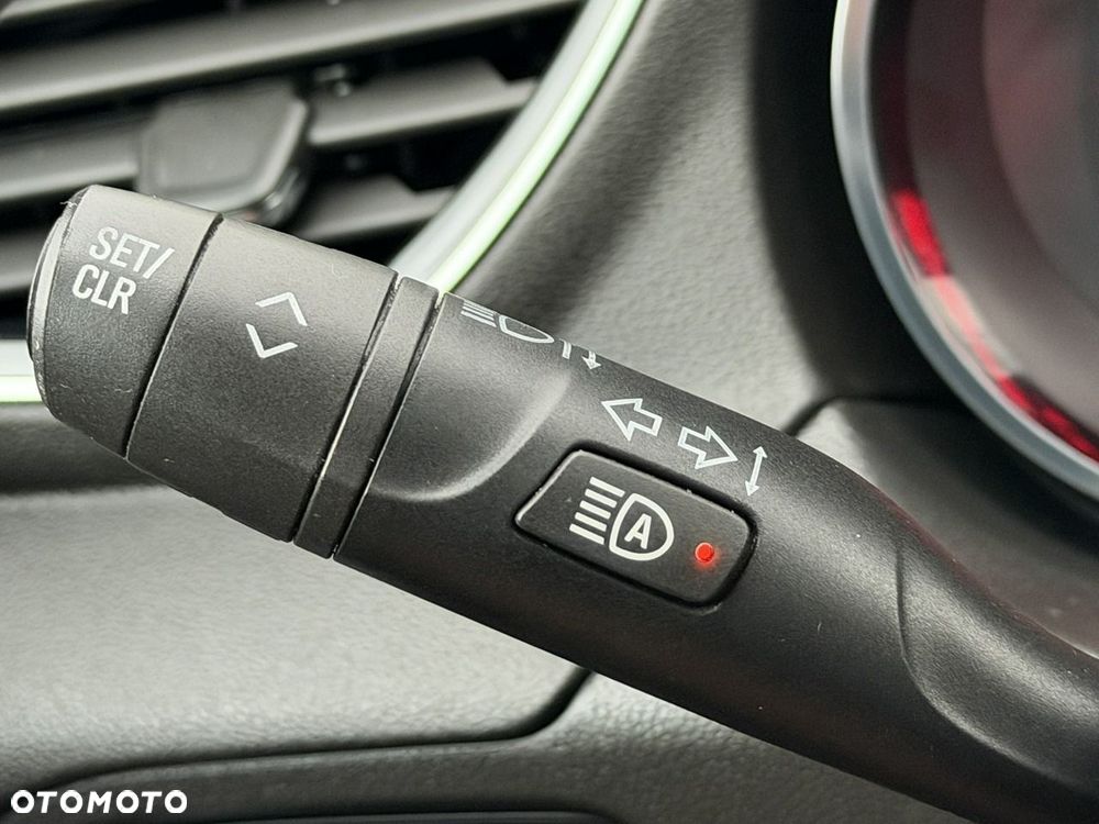 Opel Grandland X 1.6 DStart/Stop Automatik Business INNOVATION - 25