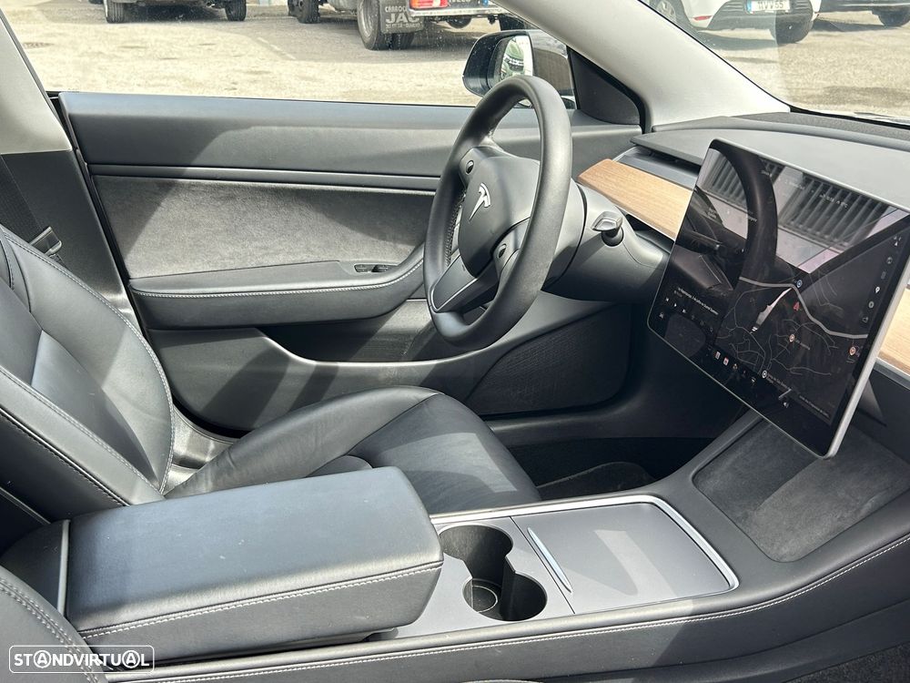 Tesla Model 3 Long-Range Dual Motor AWD - 6