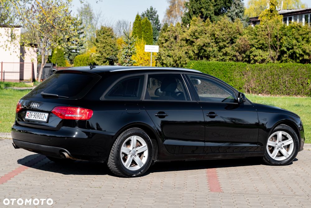 Audi A4 Avant 2.0 TFSI Attraction - 11