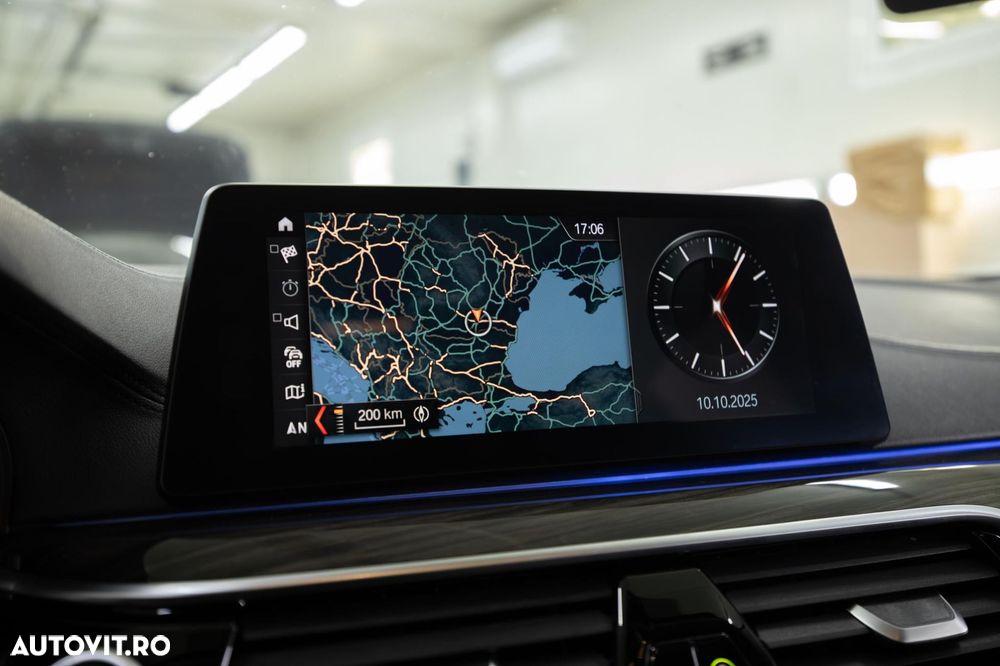 BMW Seria 5 520i AT - 30