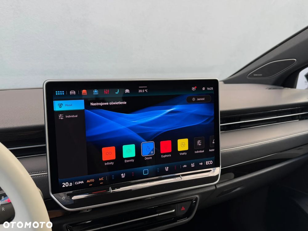 Volkswagen ID.7 86kWh Pro S - 22