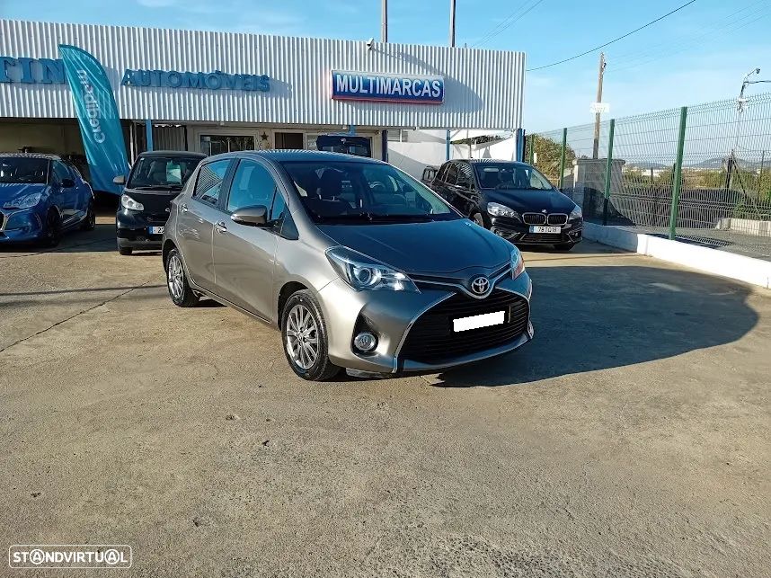 Toyota Yaris 1.33 VVT-i Comfort+P.Style - 12