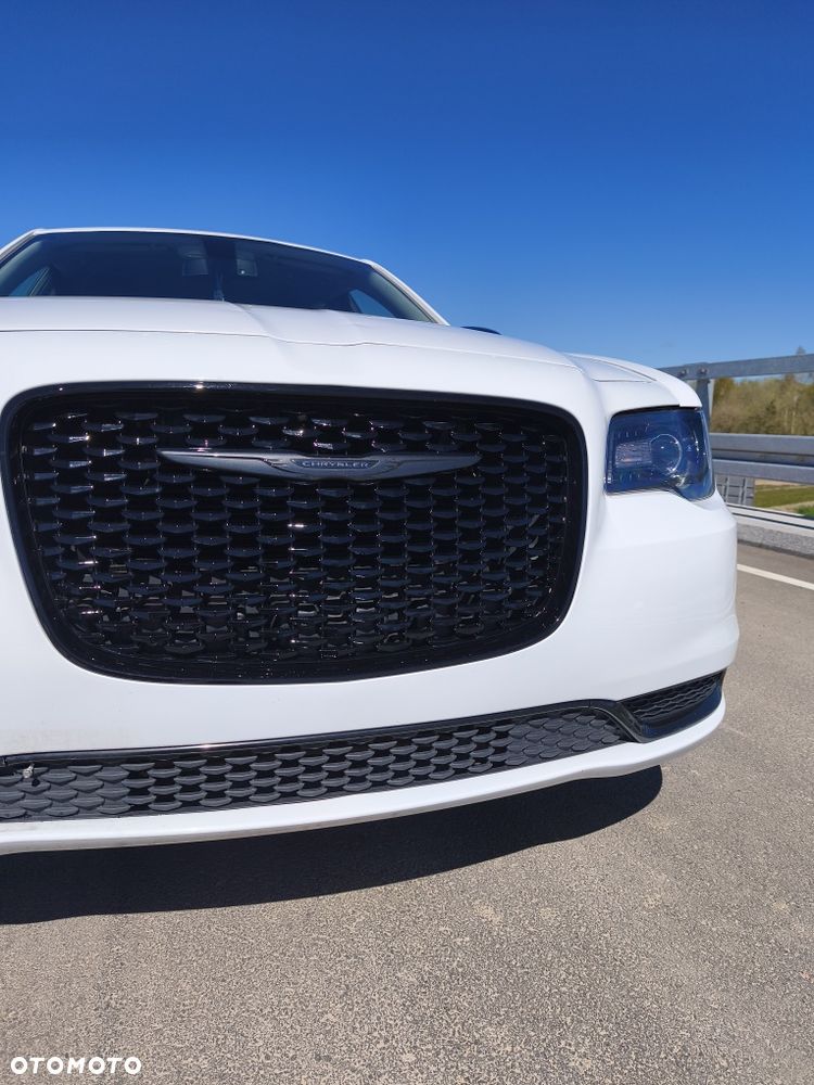 Chrysler 300C - 4
