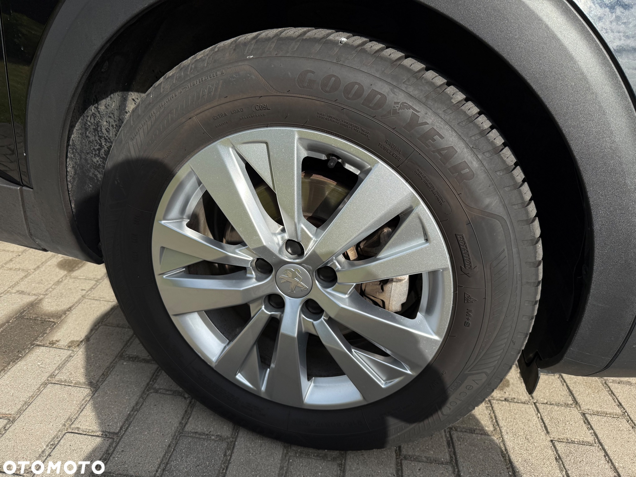 Peugeot 5008 1.2 PureTech Active Pack S&S EAT8 - 40