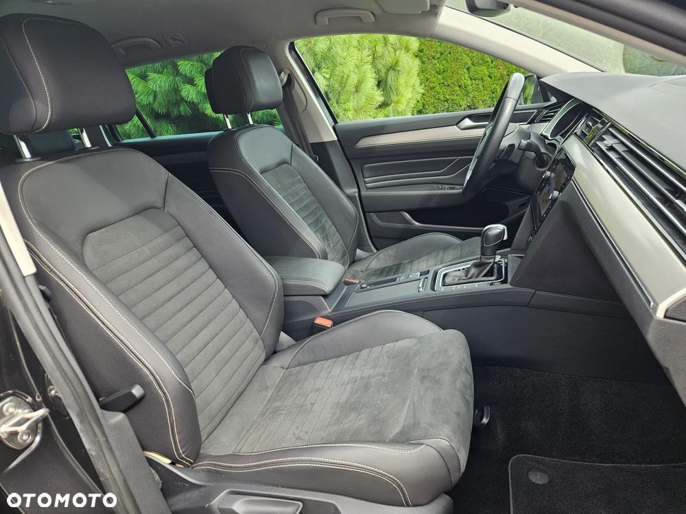Volkswagen Passat - 19