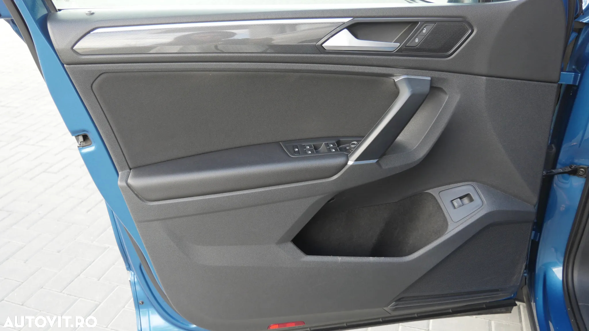 Volkswagen Tiguan - 12