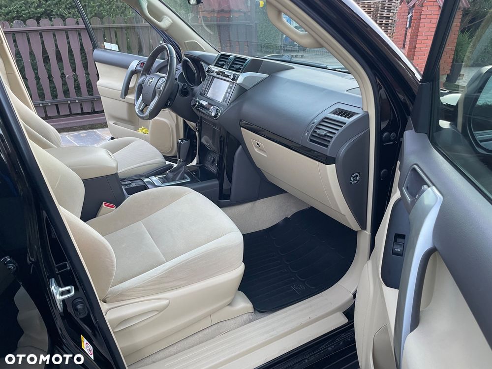 Toyota Land Cruiser LC 2.8 D-4D Prado - 8