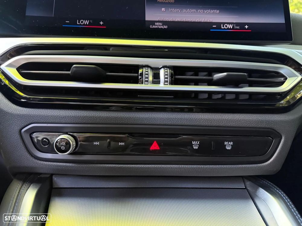 BMW i4 eDrive40 Desportiva M - 29