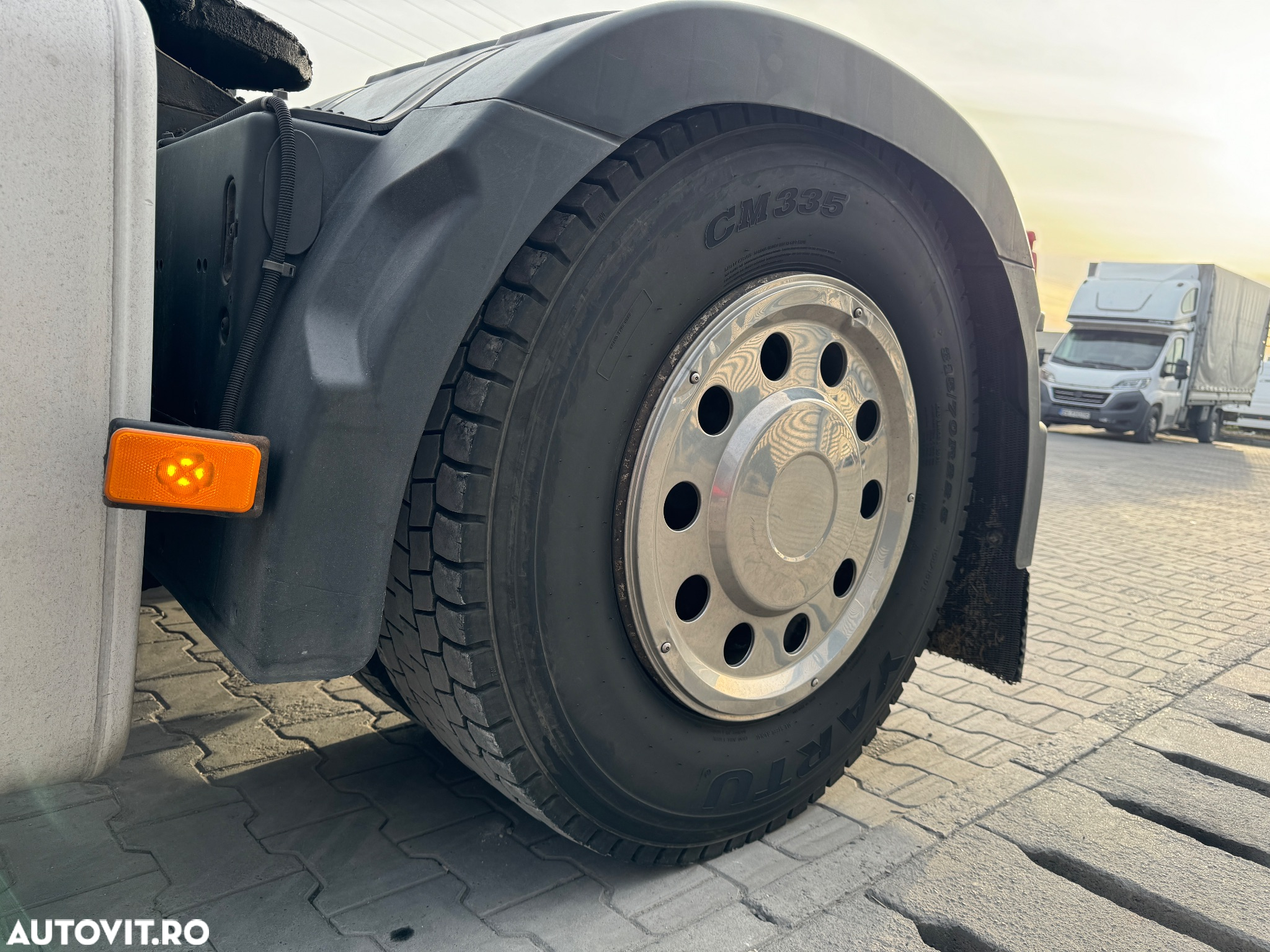 Volvo FH - 11