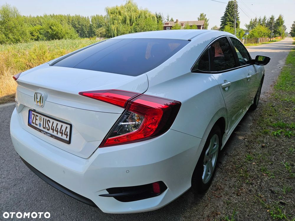 Honda Civic - 10