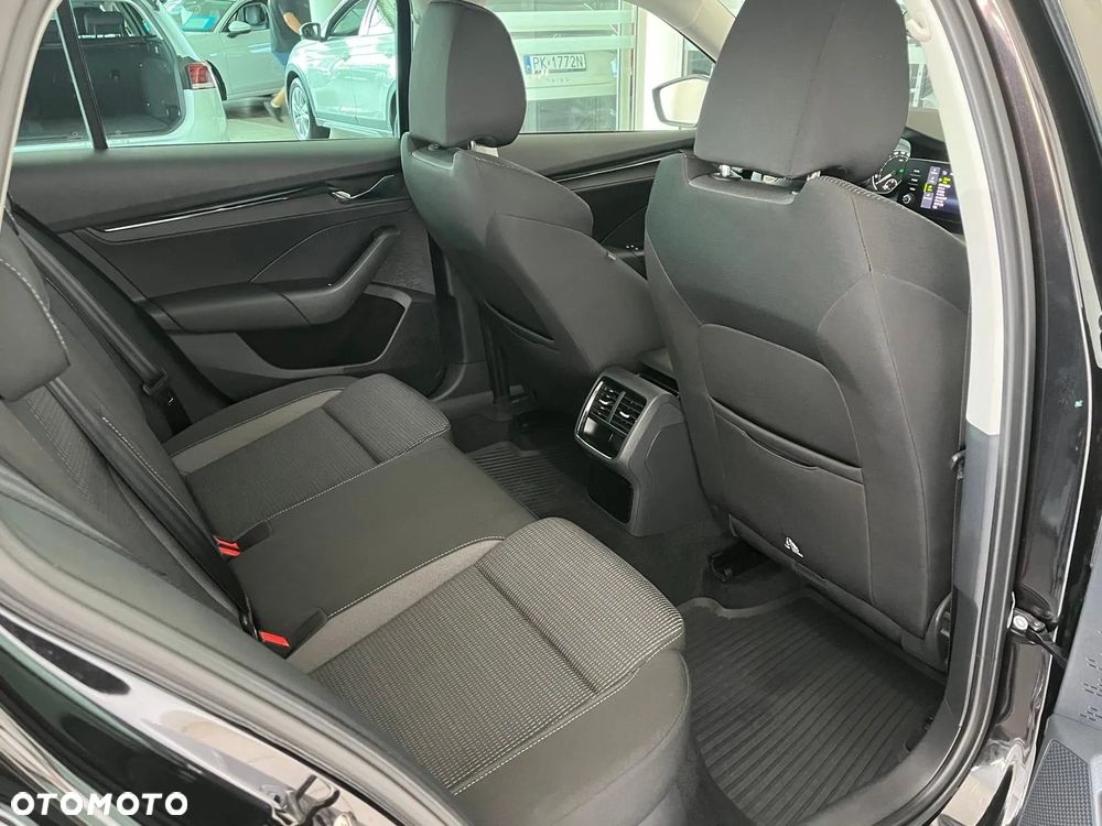 Skoda Octavia 2.0 TDI Ambition DSG - 36