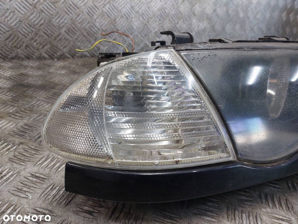 LAMPA PRAWY PRZÓD KIERUNKOWSKAZ BMW E46 SEDAN TORUING EU EUROPA ID: 236324 - 5
