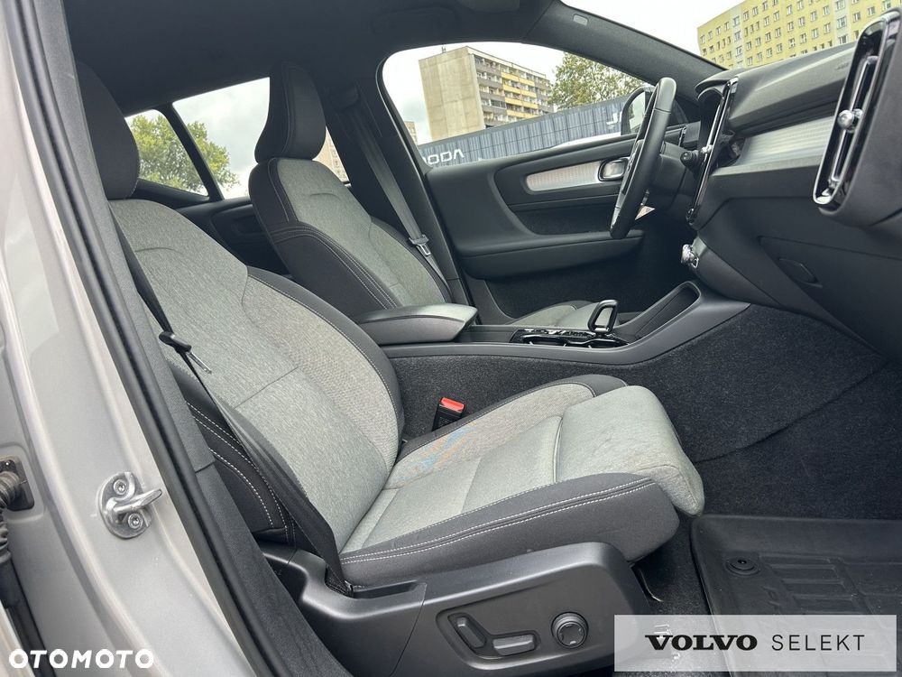 Volvo XC 40 - 21