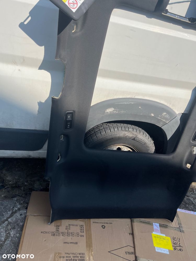 Podsufitka Volkswagen T roc R - 4