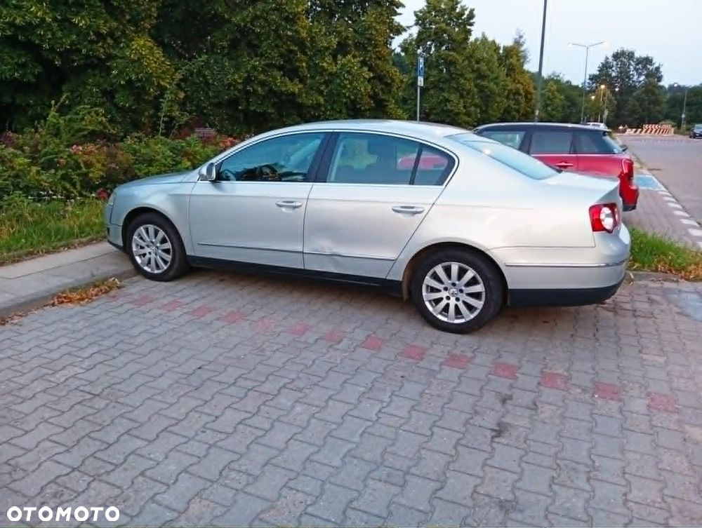 Volkswagen Passat 1.4 TSI Highline - 2