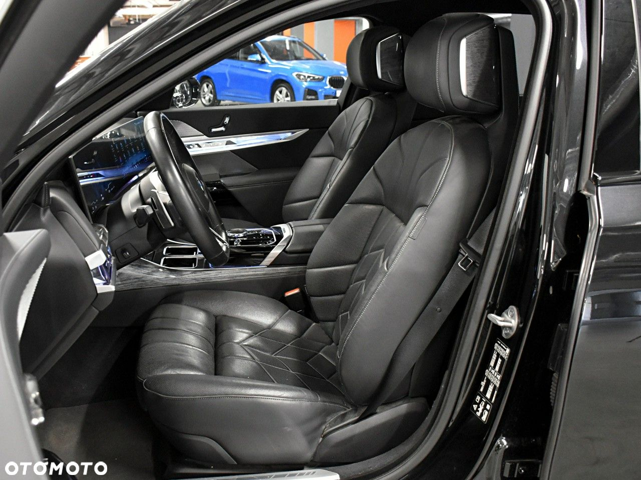 BMW Seria 7 - 10