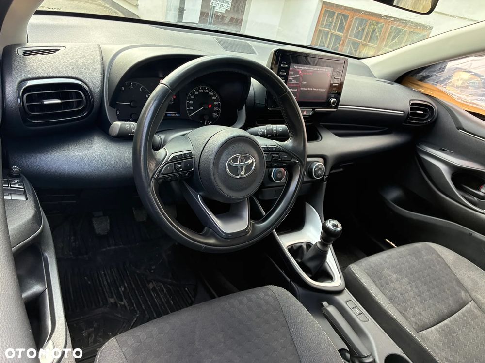 Toyota Yaris 1.5 Comfort - 9