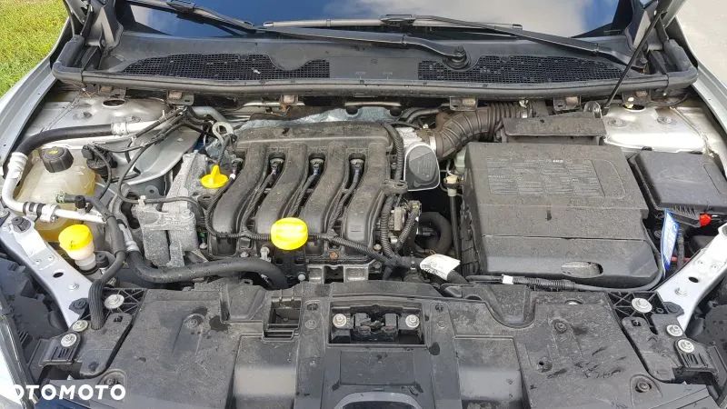 Renault Megane 1.6 16V 110 TomTom Edition - 32