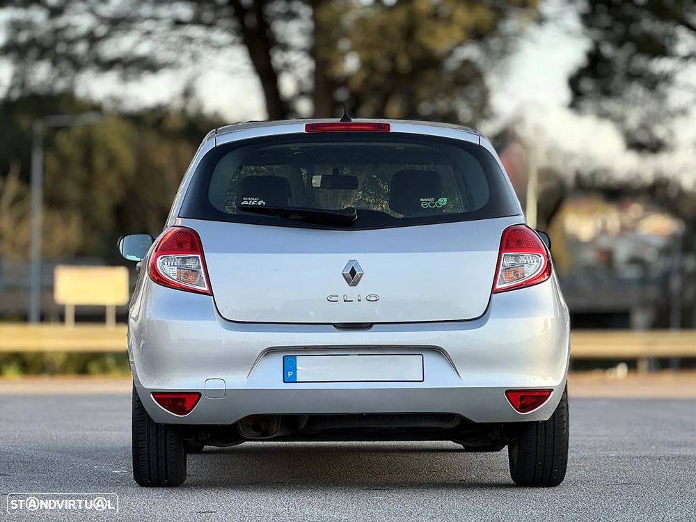 Renault Clio 1.2 16V Dynamique S - 6