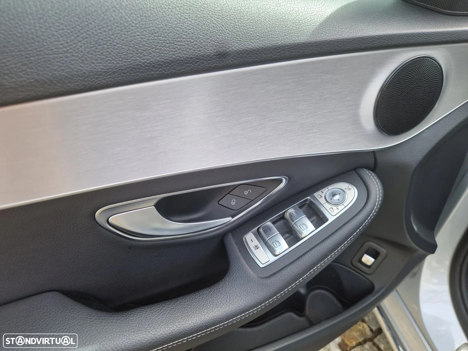 Mercedes-Benz C 300 de Avantgarde - 6