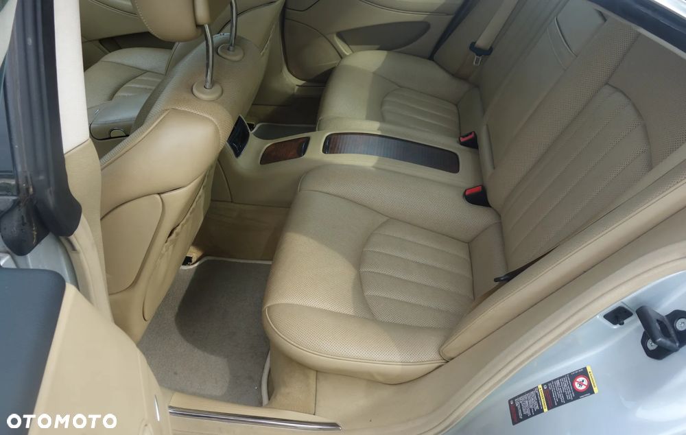 Mercedes-Benz CLS 500 7G-TRONIC - 22