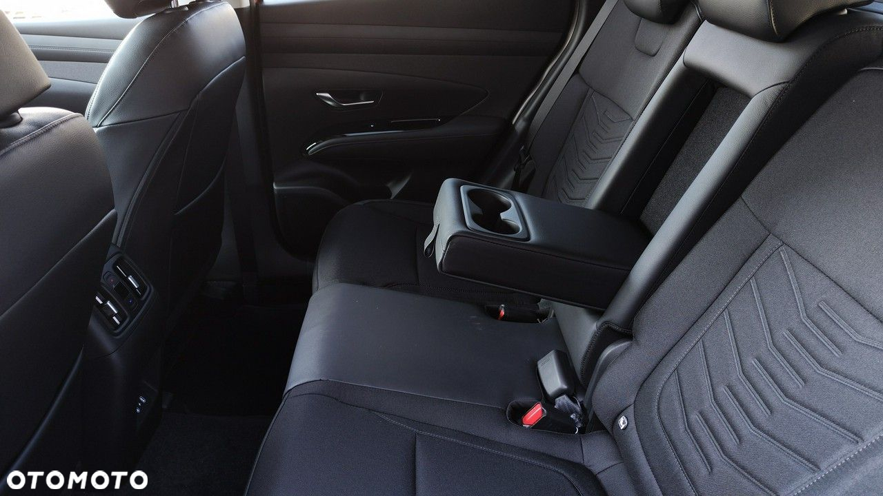 Hyundai Tucson - 12