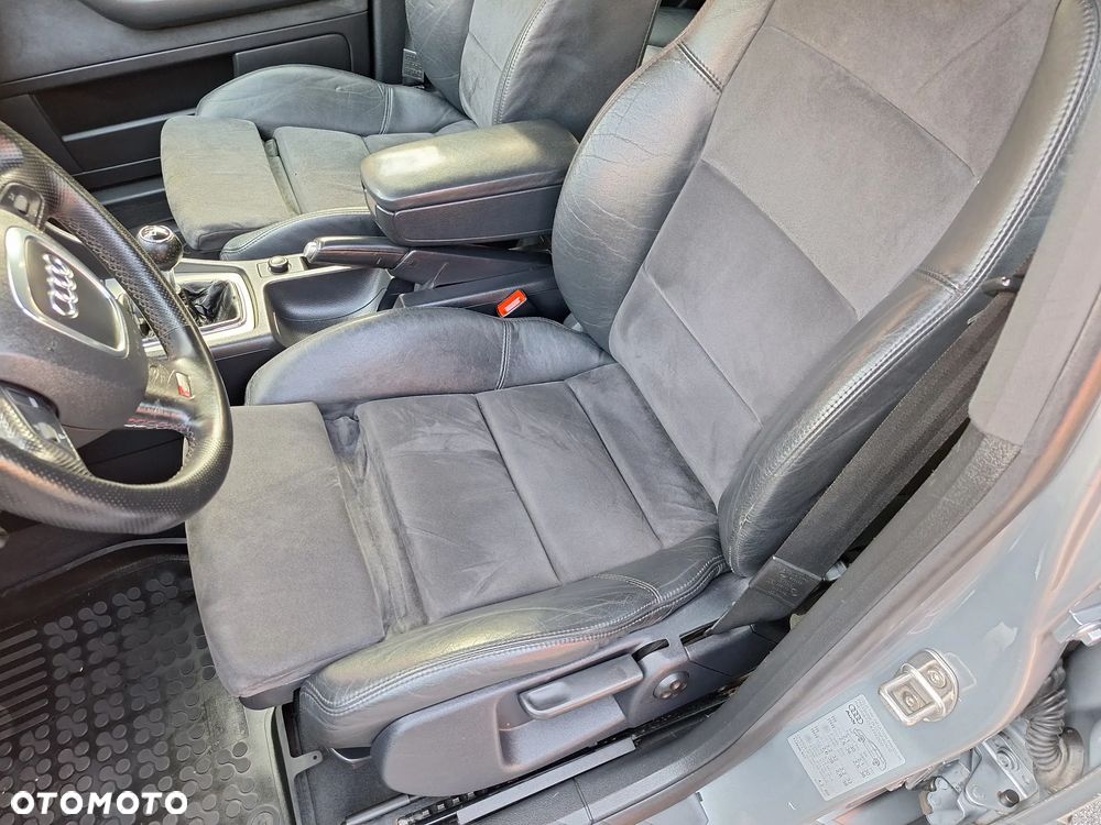 Audi A4 Avant - 13