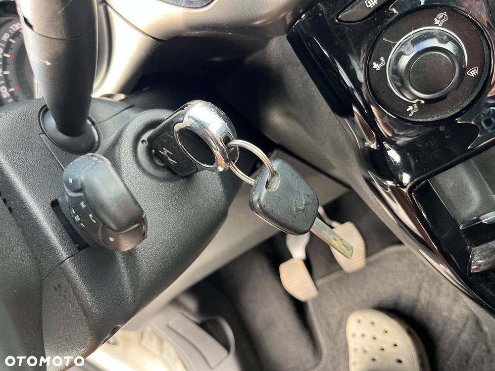 Citroën DS3 BlueHDi 100 SoChic - 20