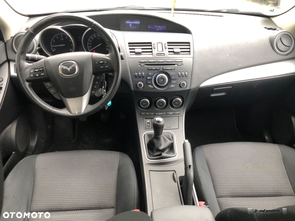 Mazda 3 - 6