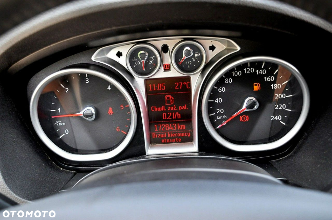 Ford Kuga 2.0 TDCi 2x4 Titanium - 19