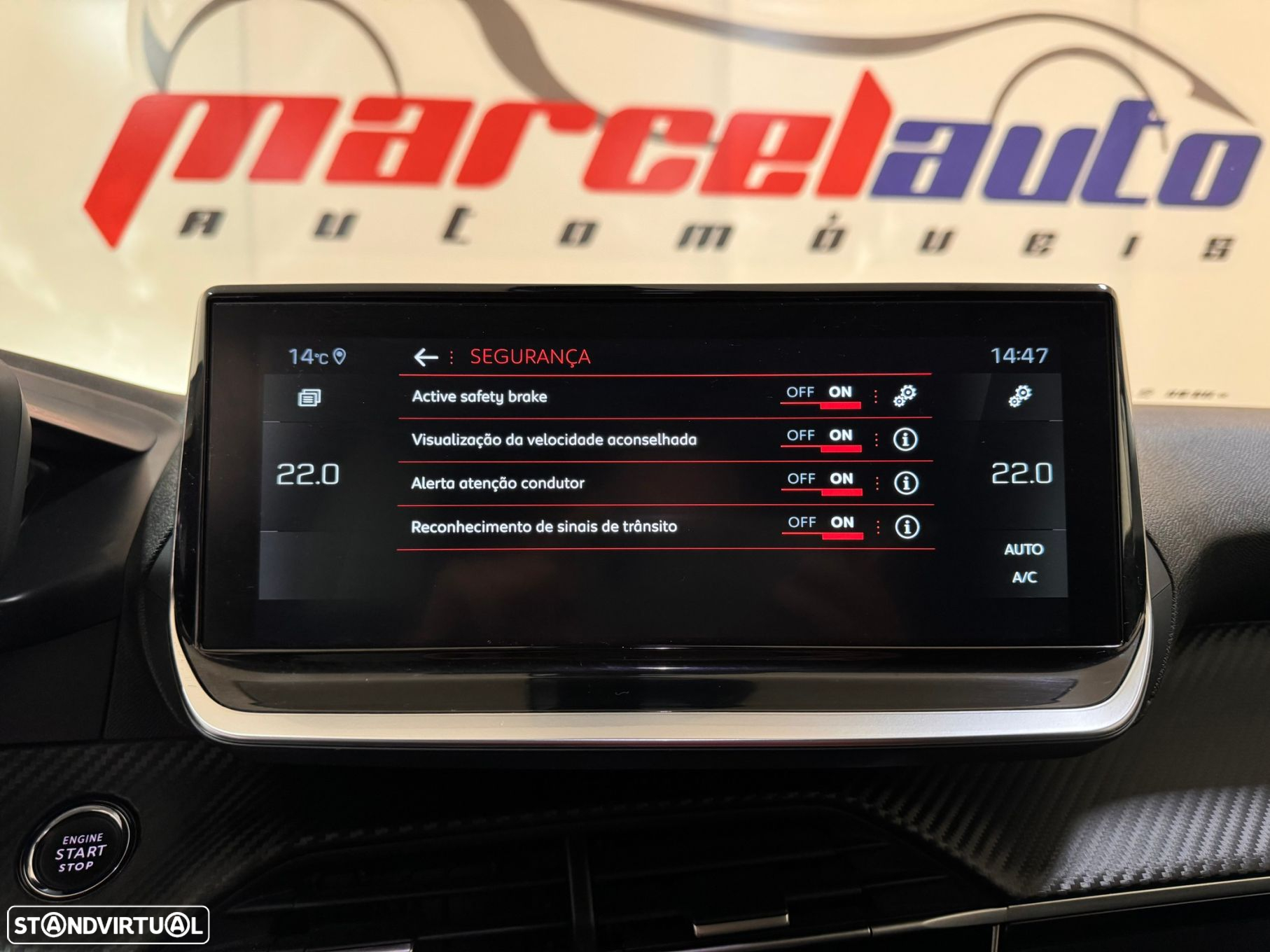 Peugeot 2008 1.2 PureTech Allure Pack - 33