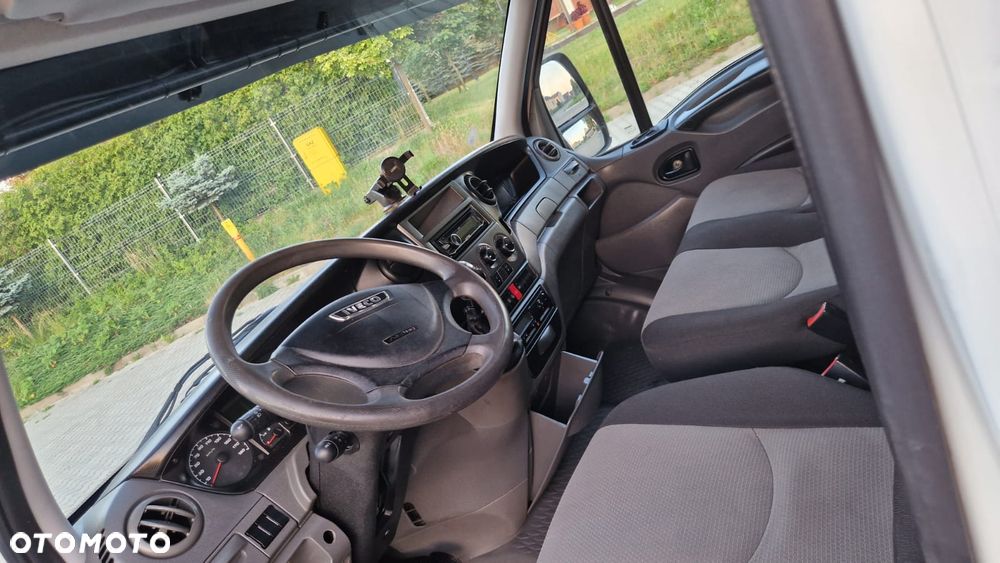 Iveco DAILY 35C13 Klima Elektryka Tempomat Na Bliźniaku Furgon 3os. Hak Serwis - 10