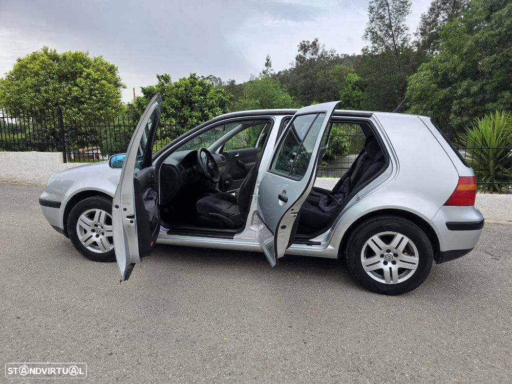 VW Golf 1.4i Confortline AC - 11