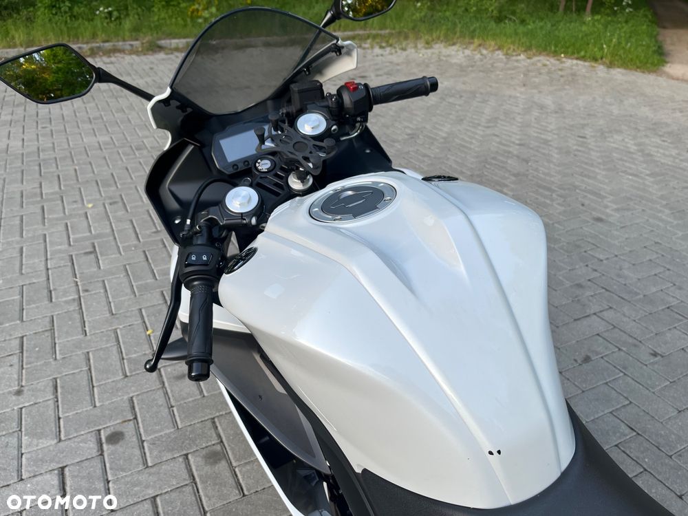 Yamaha R125 - 11