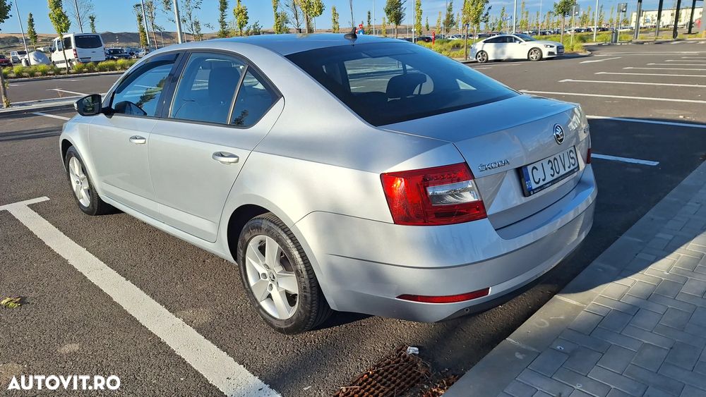 Skoda Octavia - 13