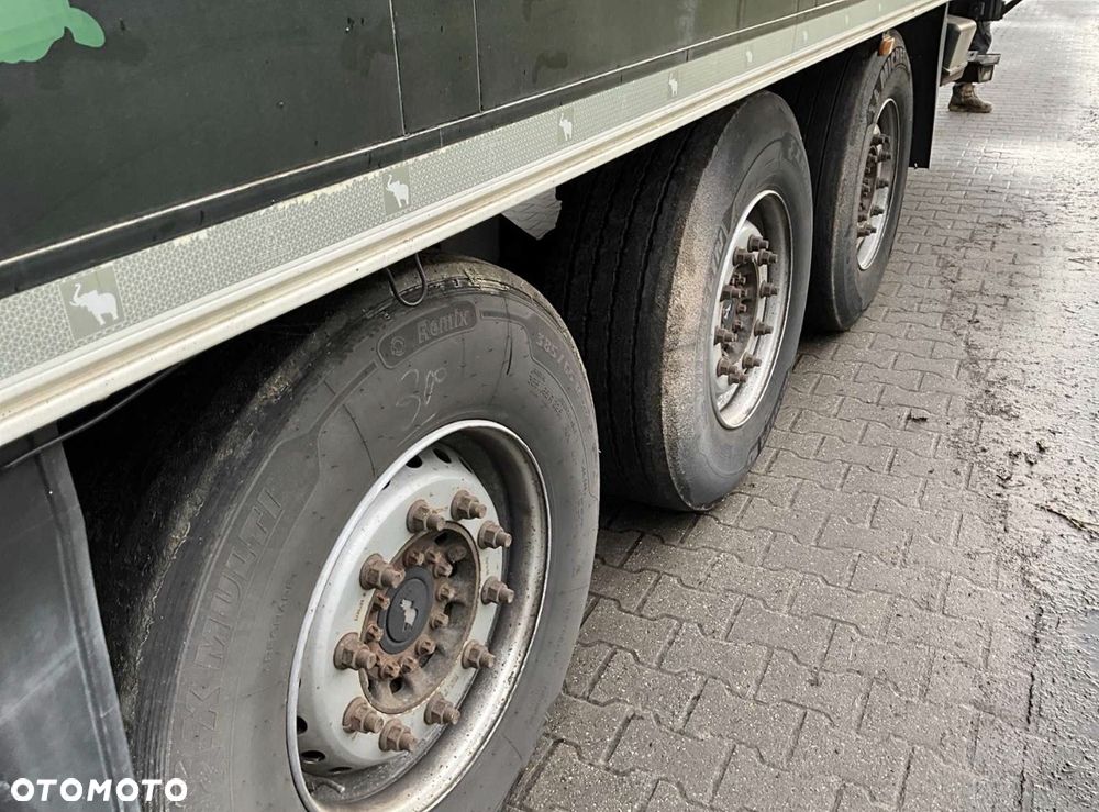 Schmitz Cargobull SKO24 - 10