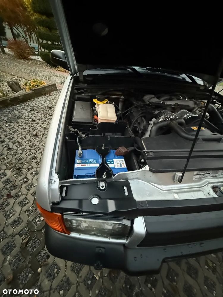 Land Rover Discovery - 30