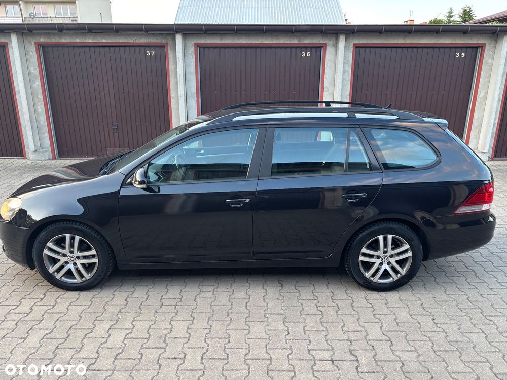 Volkswagen Golf - 11