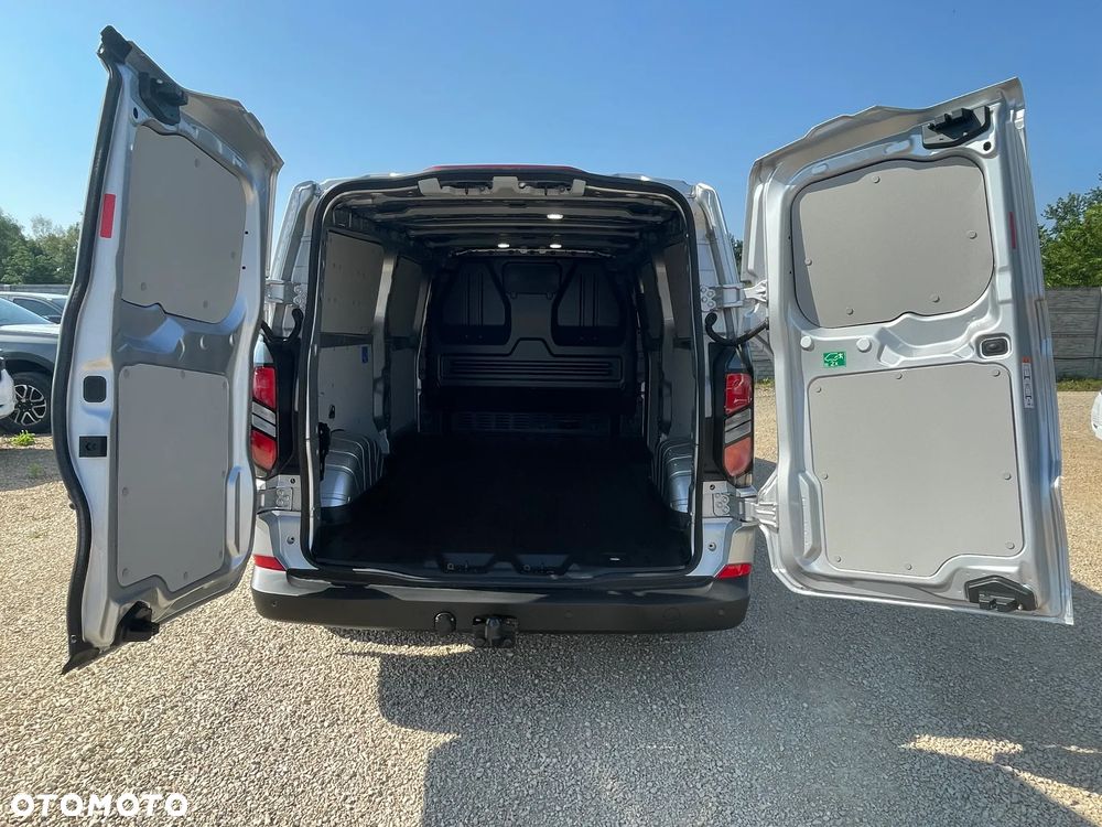 Ford Transit Custom - 12