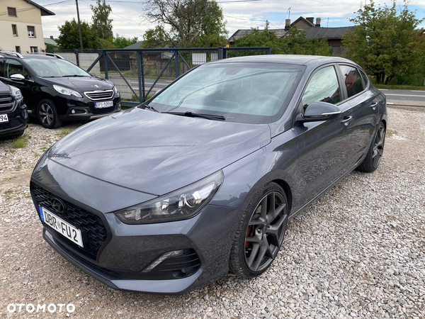 Hyundai i30 N Fastback 1.4 T-GDI Line