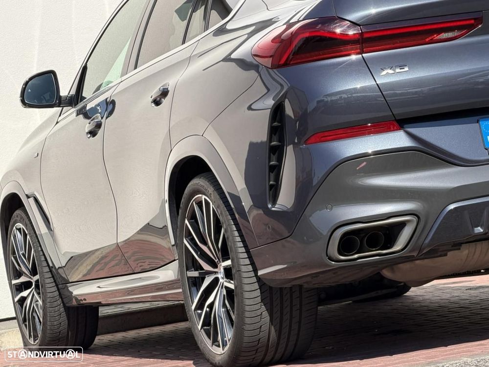 BMW X6 M50i - 45