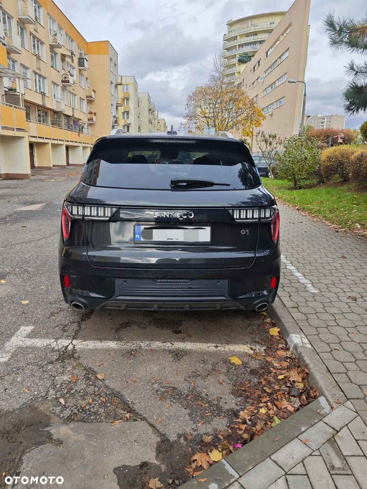 Lynk & Co 01 - 2