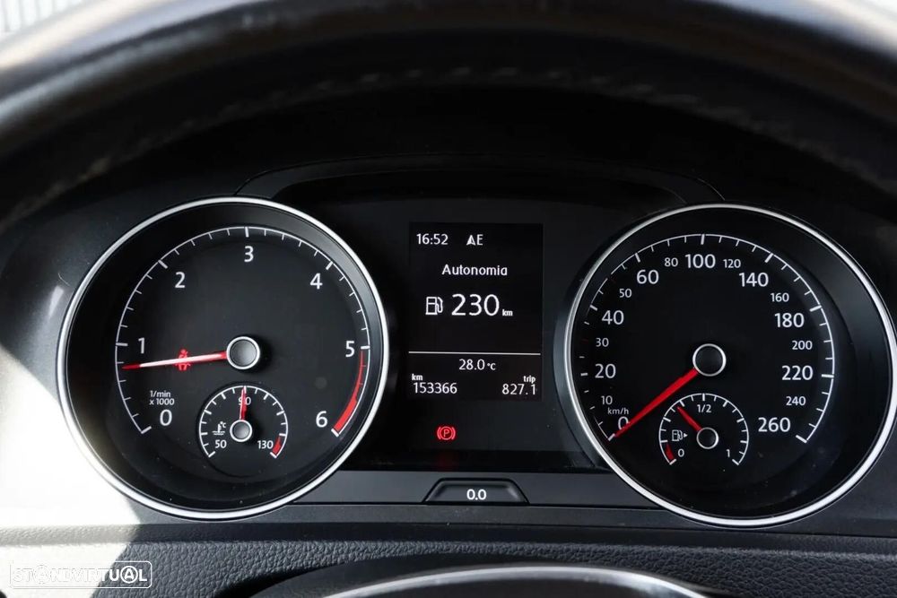 VW Golf - 8