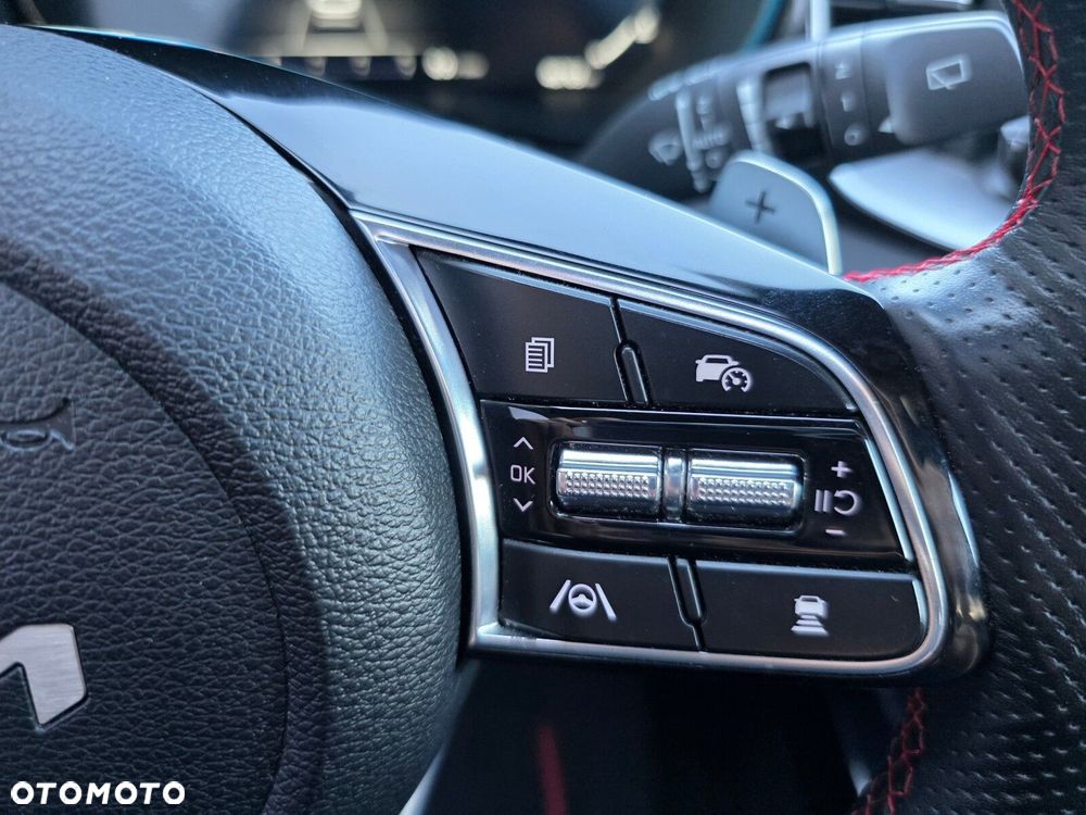 Kia ProCeed 1.6 T-GDI GT DCT - 16