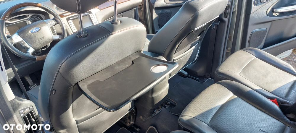 Ford Galaxy 2.2 TDCi Ghia - 28