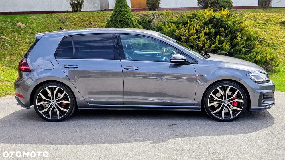 Volkswagen Golf GTI (BlueMotion Technology) DSG Performance - 6