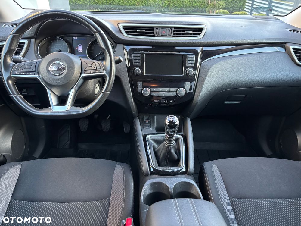 Nissan Qashqai 1.3 DIG-T N-Connecta EU6d - 20