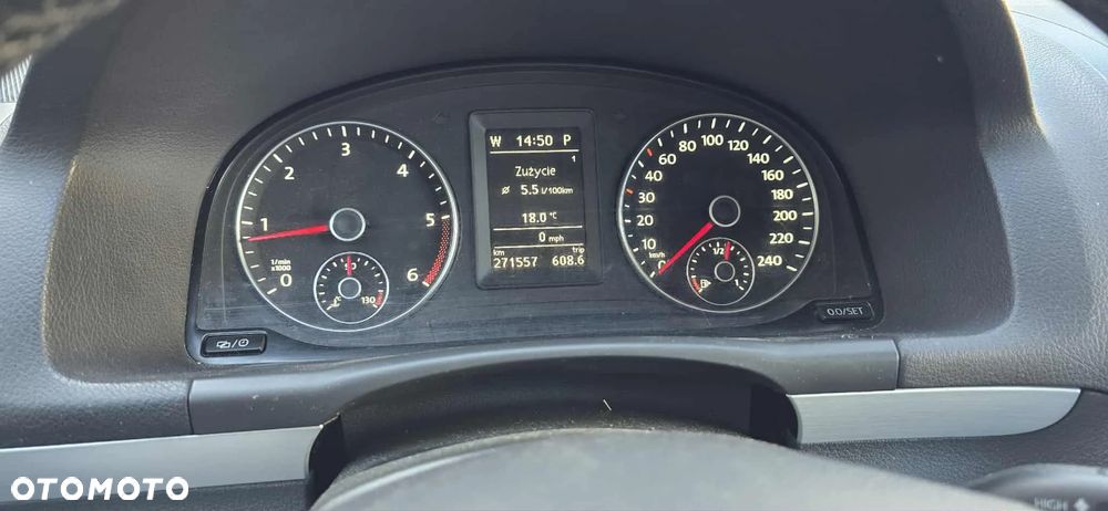 Volkswagen Touran - 9